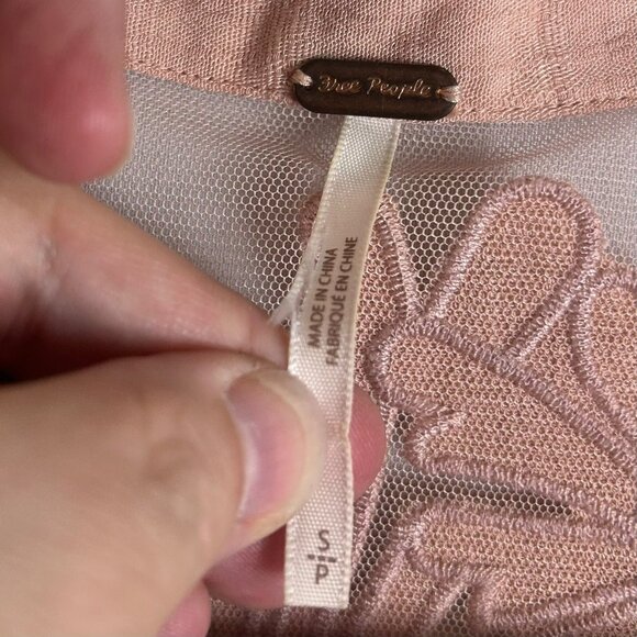 Free People Western Romance Mesh Applique Shirt Women Small Pink Flowy Lace - Picture 8 of 8